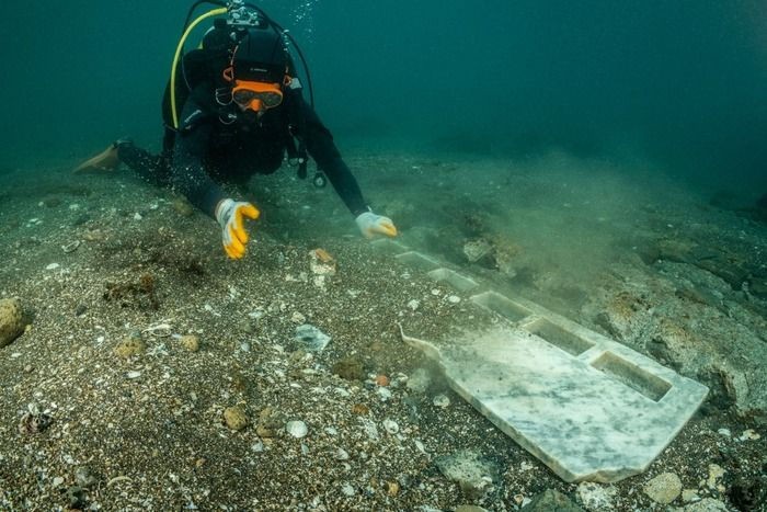 Underwater Nabataean Temple With Marble Altars Discovered In Pozzuoli - Ancient Pages