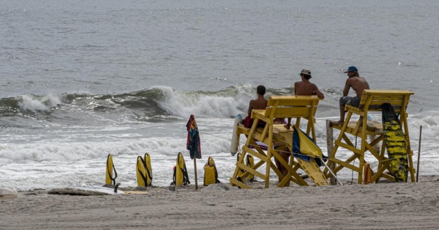 Rip currents kill 100 people a year in the U.S. — here's how to keep safe from these fast-moving dangers