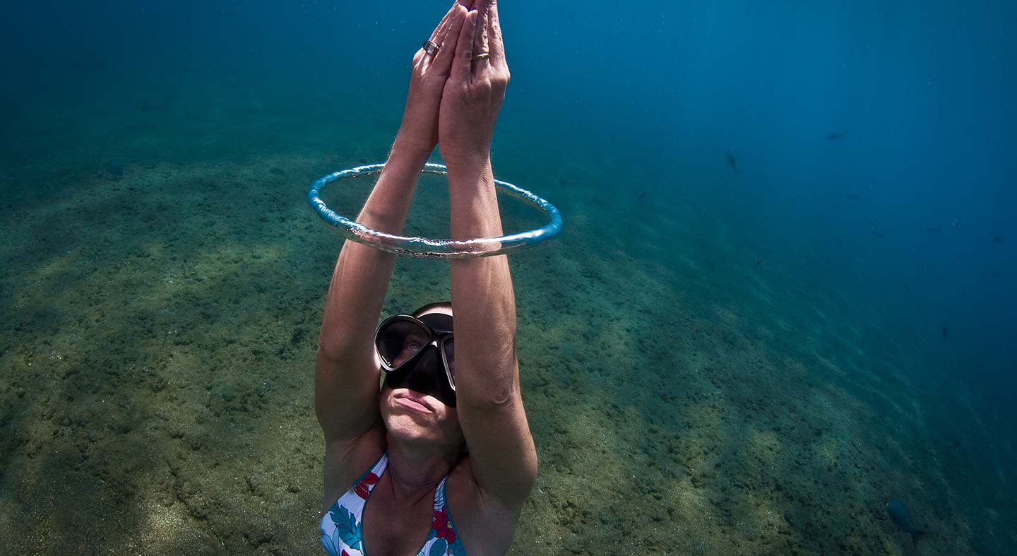 Skin Diver Through Circle Up